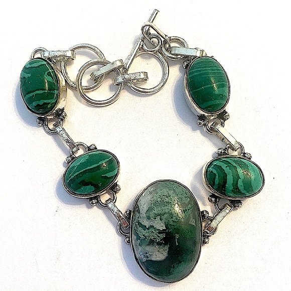 Beautiful Moss Agate and Rainbow Calsilica bracelet, fits size 7–7 1/2–8 - Picture 1 of 7